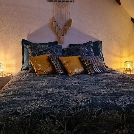 Duplex Centre - Le Marche Apartment Оберне Екстериор снимка