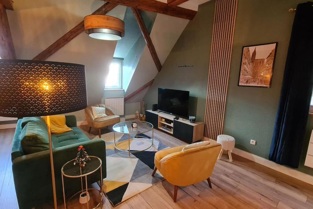 Duplex Centre - Le Marche Apartment Оберне Екстериор снимка